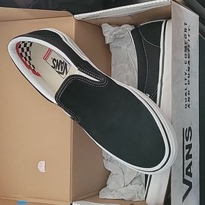 VANS Men's Classic Slip On, size 12 black SUEDE/Canvas VN0A5FCAY28